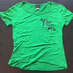 Medium Rue 21 T Shirt